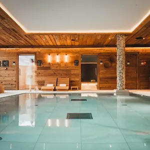 **** Hotel Lodji & France
