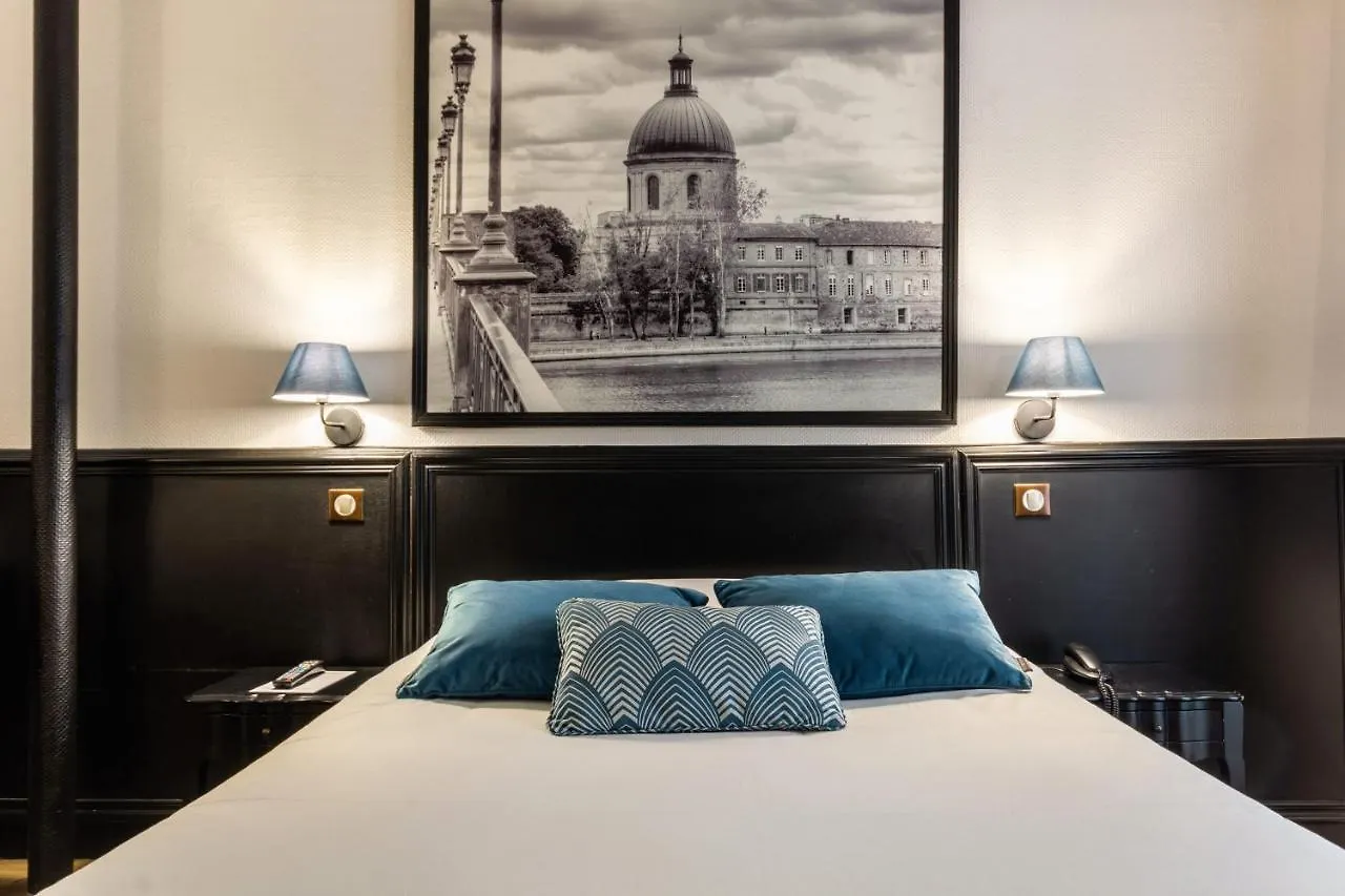 ***  Hotel De France Тулуза Франция